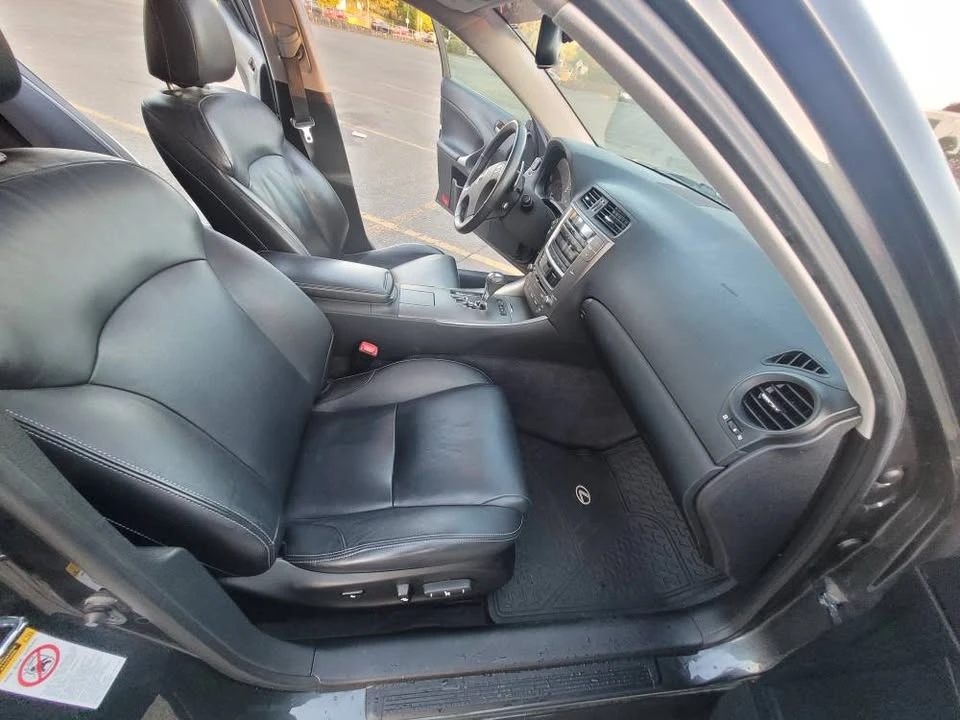 2009 Lexus IS 2nd Gen - Image 7 of 10