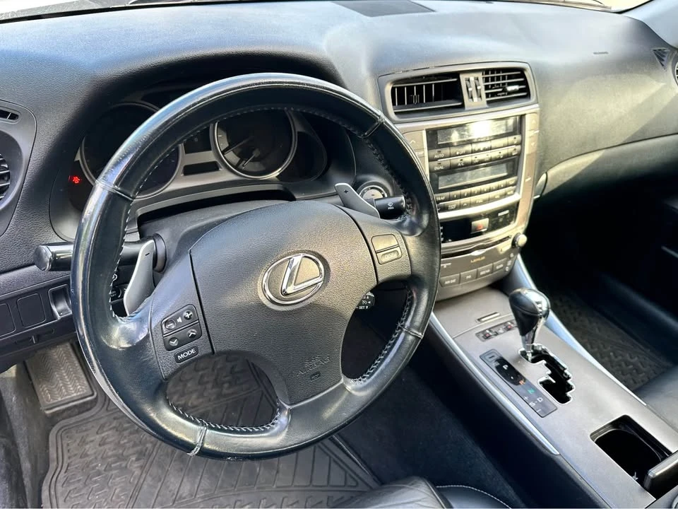 2009 Lexus IS 2nd Gen - Image 15 of 17