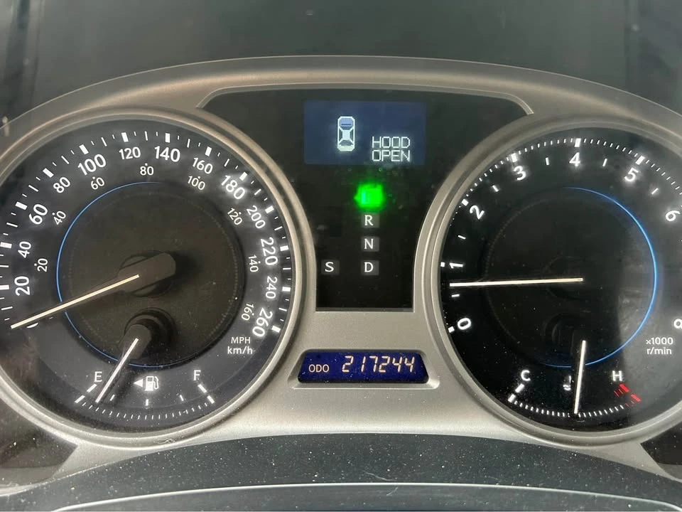 2009 Lexus IS 2nd Gen - Image 10 of 12