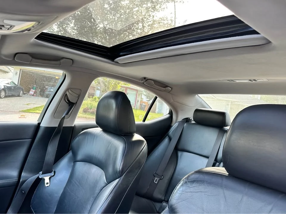 2009 Lexus IS 2nd Gen - Image 9 of 17