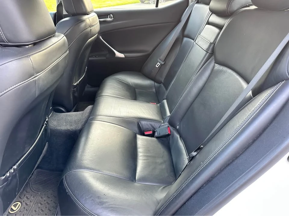 2009 Lexus IS 2nd Gen - Image 12 of 17