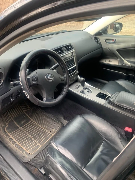 2009 Lexus IS 2nd Gen - Image 5 of 7
