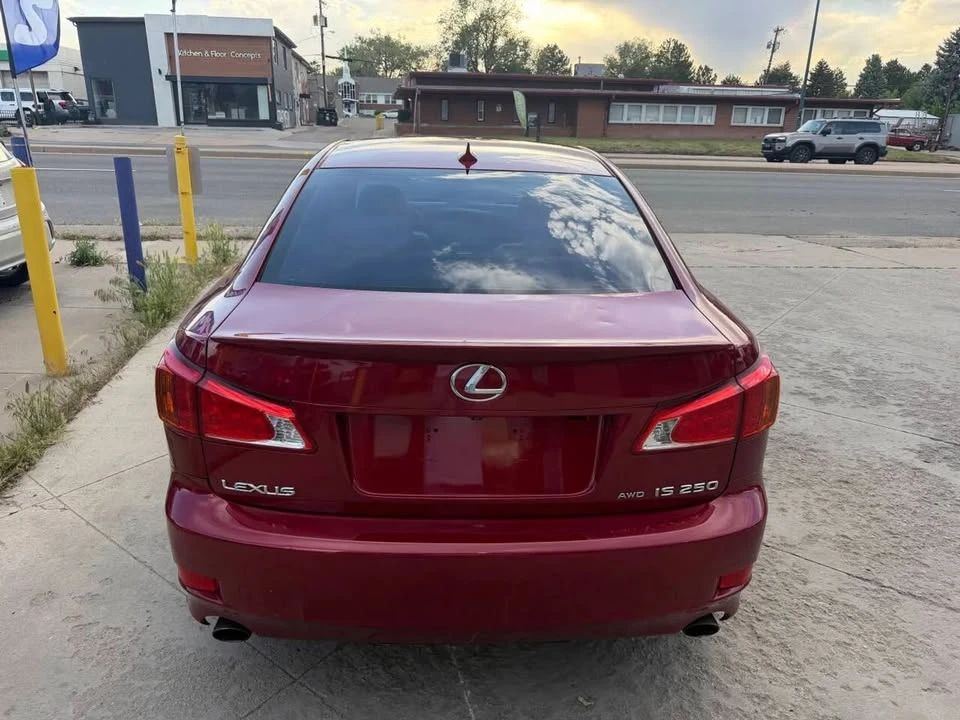 2009 Lexus IS 2nd Gen - Image 11 of 20