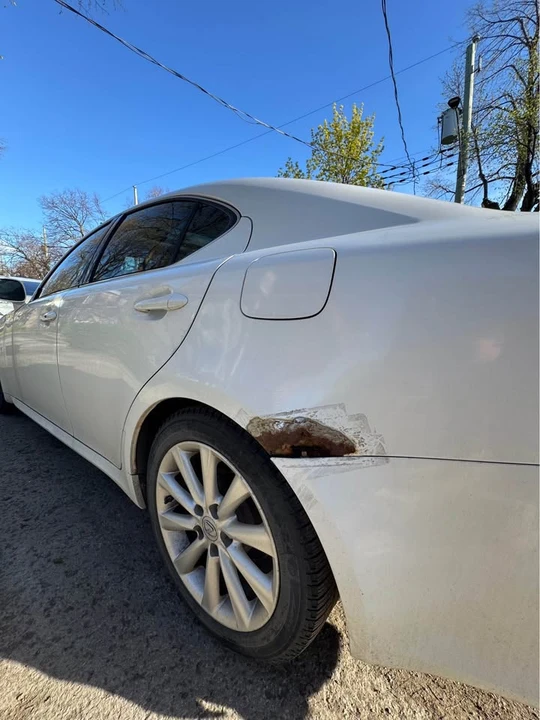 2009 Lexus IS 2nd Gen - Image 4 of 7
