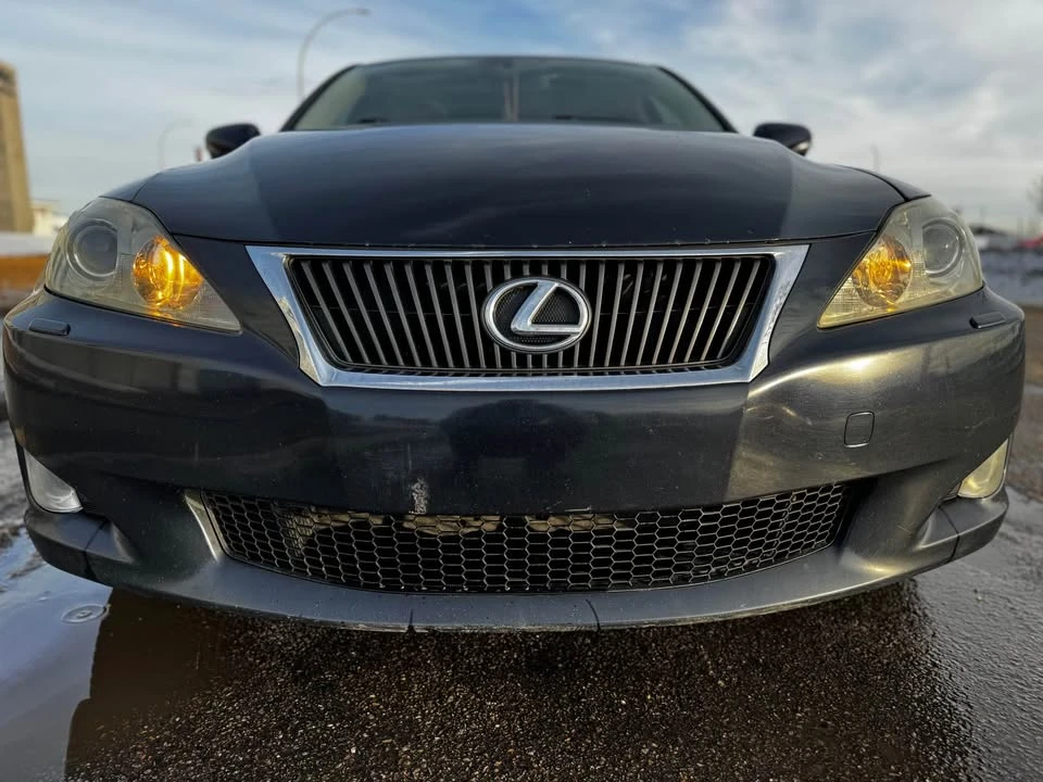 2009 Lexus IS 2nd Gen - Image 5 of 10