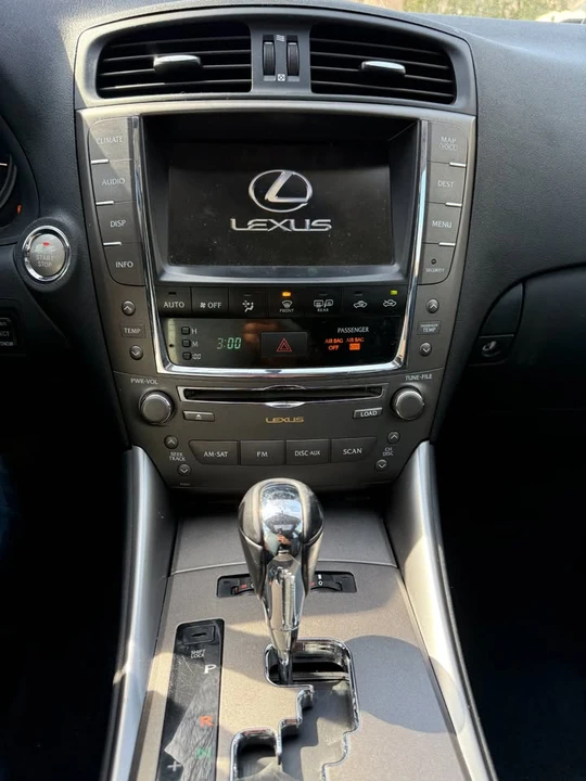 2009 Lexus IS 2nd Gen - Image 6 of 13