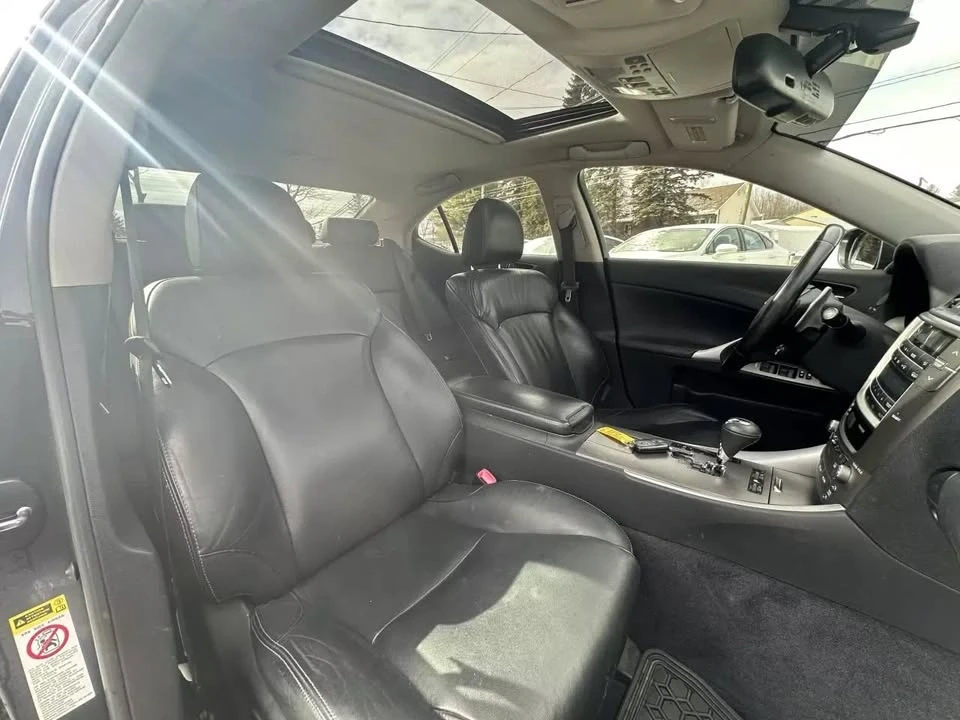 2009 Lexus IS 2nd Gen - Image 14 of 19