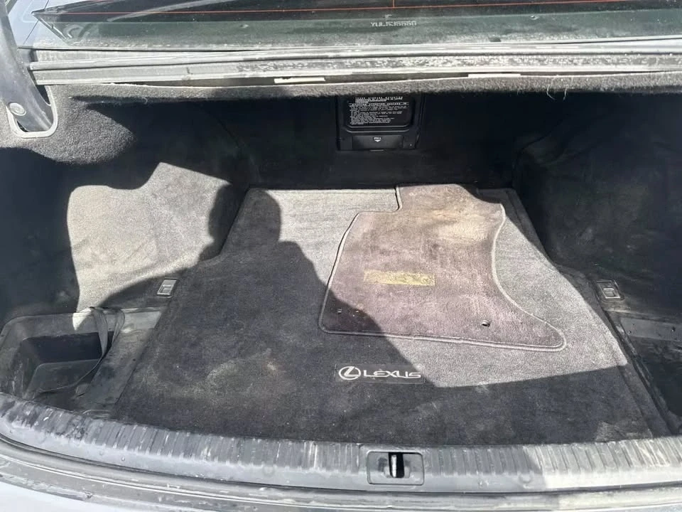 2009 Lexus IS 2nd Gen - Image 18 of 19