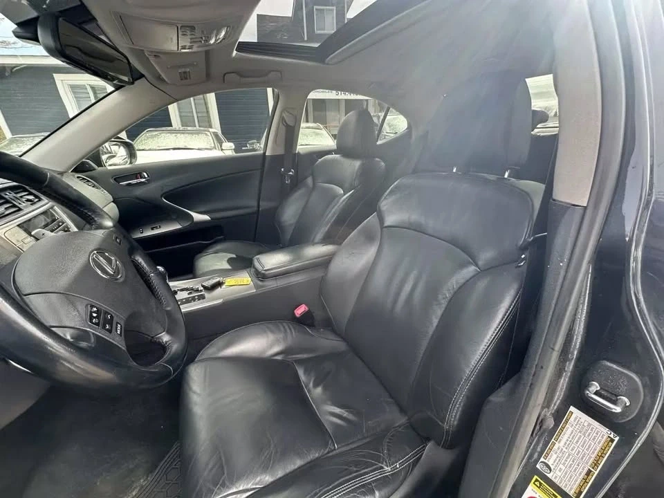 2009 Lexus IS 2nd Gen - Image 17 of 19