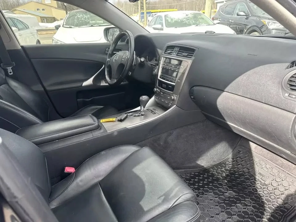 2009 Lexus IS 2nd Gen - Image 11 of 19