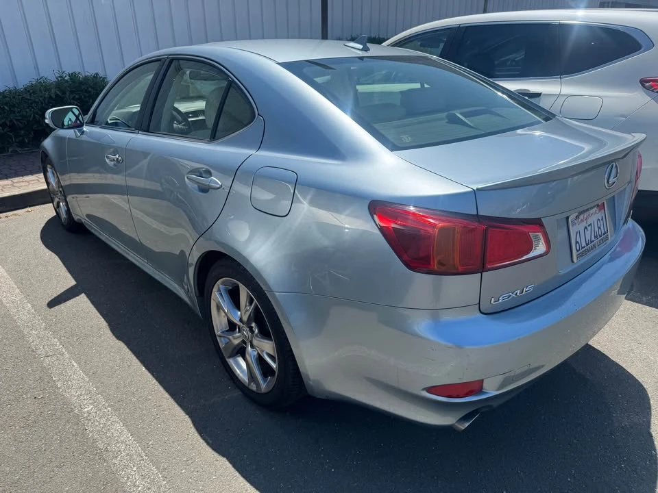 2009 Lexus IS 2nd Gen - Image 6 of 10