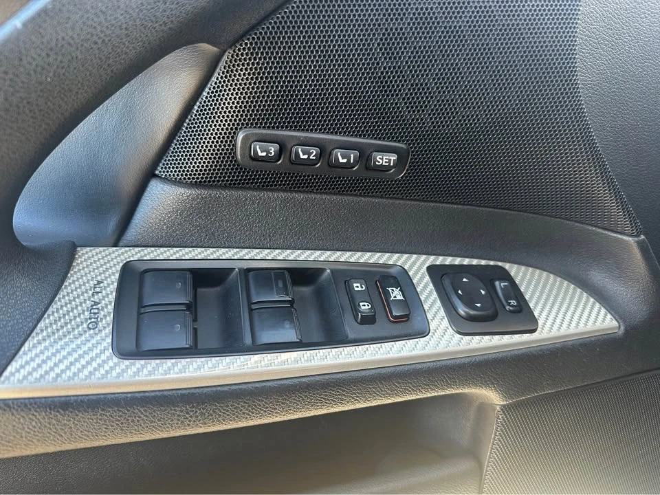 2009 Lexus IS F 2nd Gen - Image 13 of 16