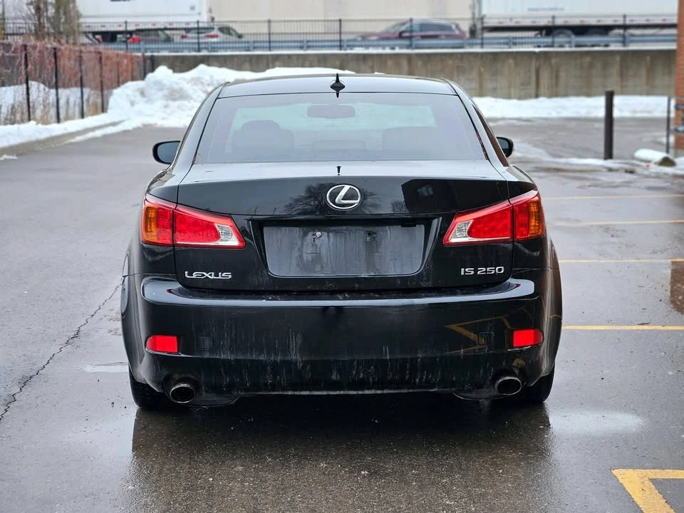 2009 Lexus IS 2nd Gen - Image 5 of 8