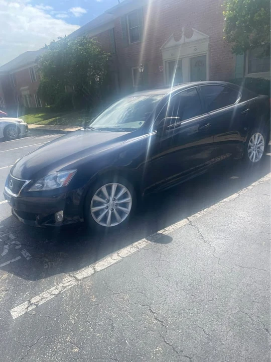 2009 Lexus IS 2nd Gen - Image 3 of 3