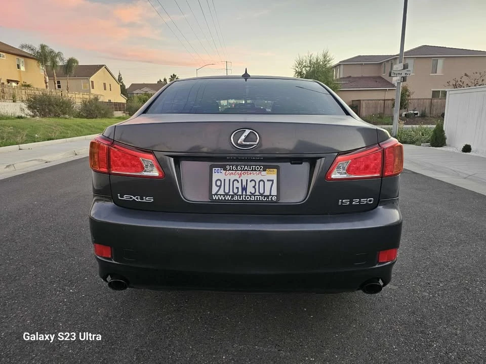 2009 Lexus IS 2nd Gen - Image 4 of 16