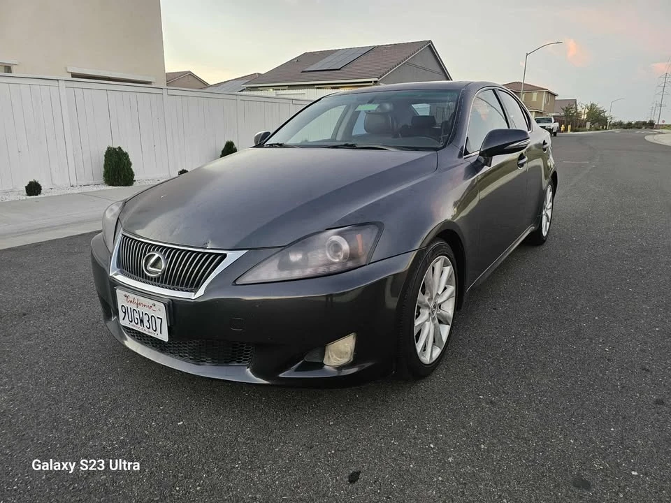 2009 Lexus IS 2nd Gen - Image 5 of 16