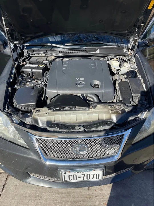 2009 Lexus IS 2nd Gen - Image 4 of 5