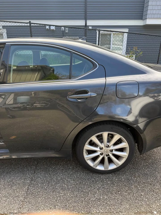 2009 Lexus IS 2nd Gen - Image 5 of 10