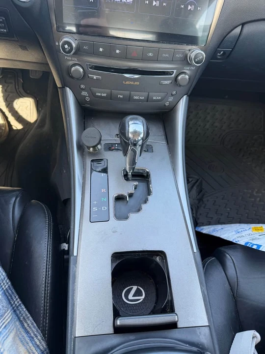 2009 Lexus IS 2nd Gen - Image 3 of 10