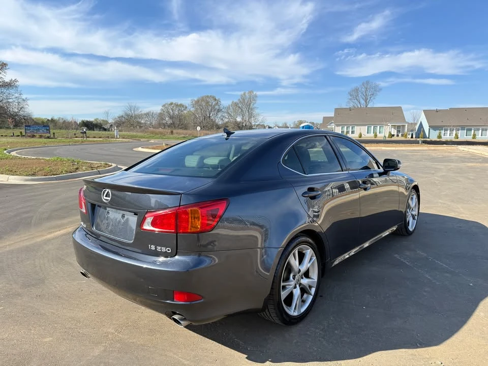 2009 Lexus IS 2nd Gen - Image 4 of 20