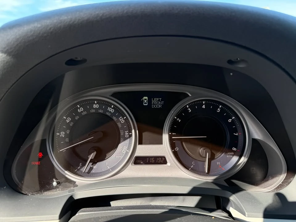 2009 Lexus IS 2nd Gen - Image 10 of 20