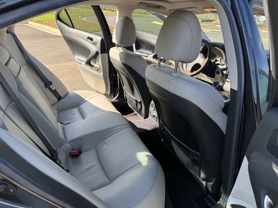 2009 Lexus IS 2nd Gen - Image 14 of 20