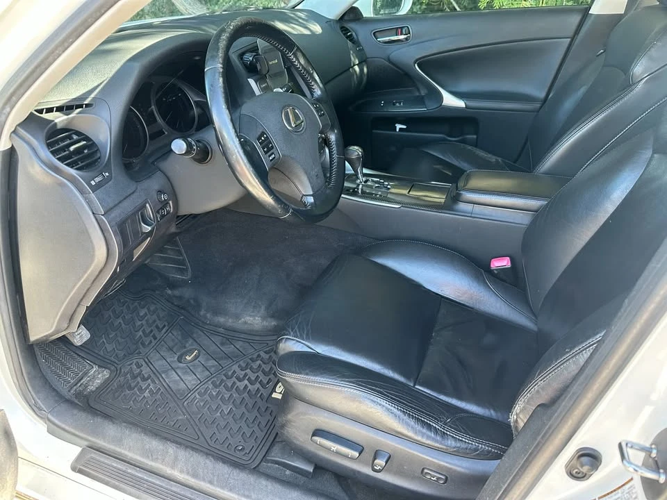 2009 Lexus IS 2nd Gen - Image 10 of 10