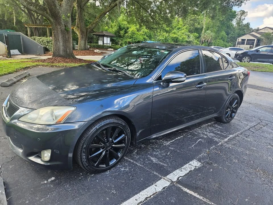2009 Lexus IS 2nd Gen - Image 5 of 10