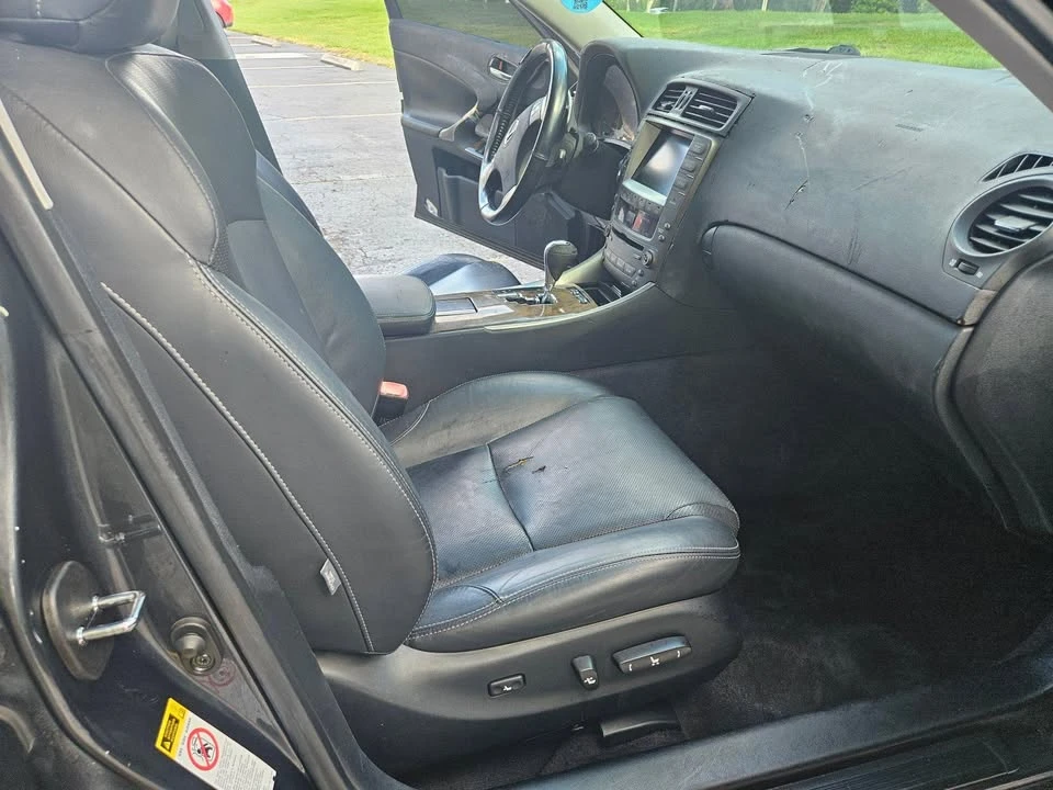2009 Lexus IS 2nd Gen - Image 6 of 10