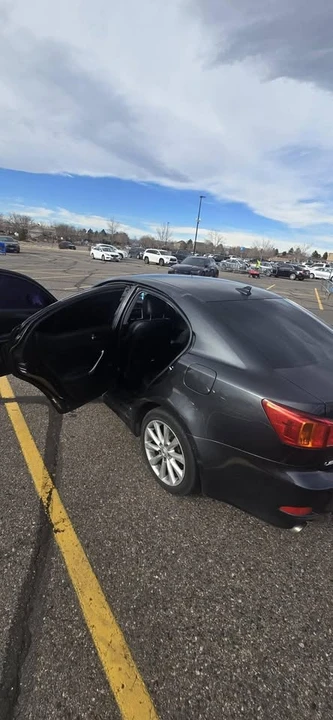 2009 Lexus IS 2nd Gen - Image 4 of 6