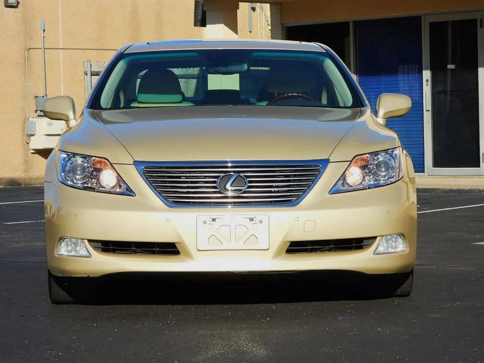2009 Lexus LS 4th Gen - Image 8 of 20