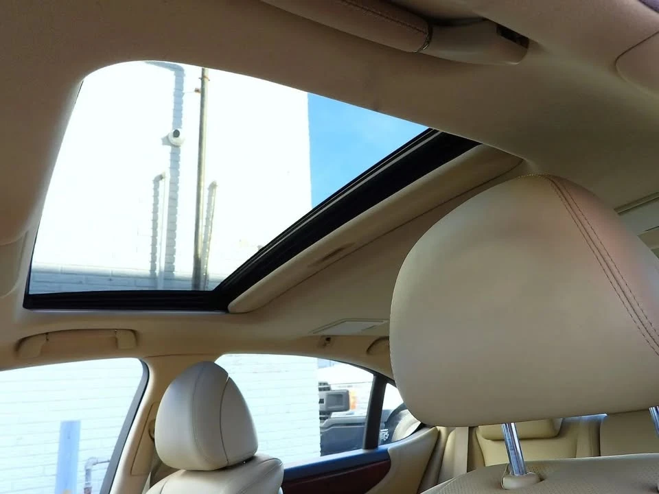 2009 Lexus LS 4th Gen - Image 13 of 20