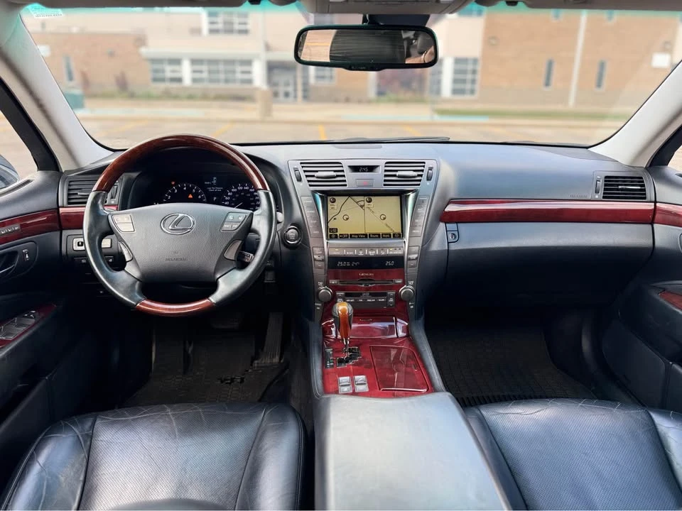 2009 Lexus LS 4th Gen - Image 10 of 18