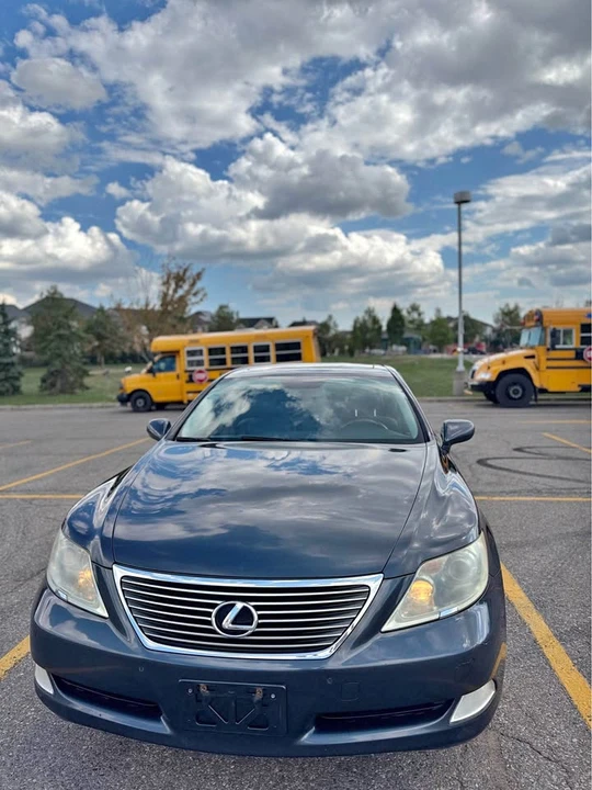 2009 Lexus LS 4th Gen - Image 2 of 19
