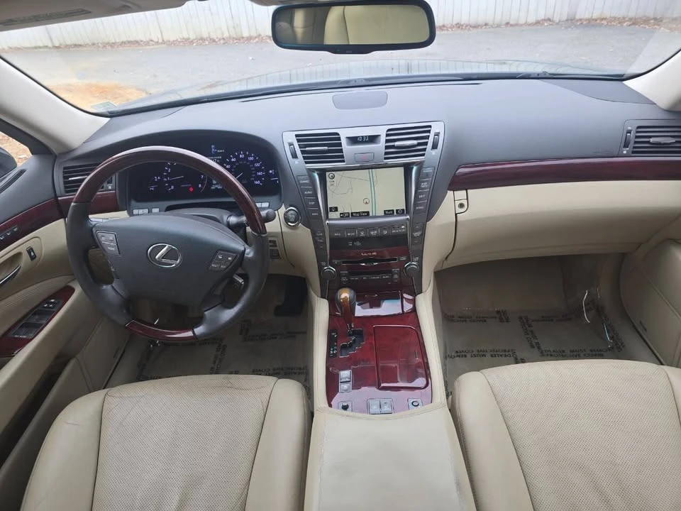 2009 Lexus LS 4th Gen - Image 11 of 18