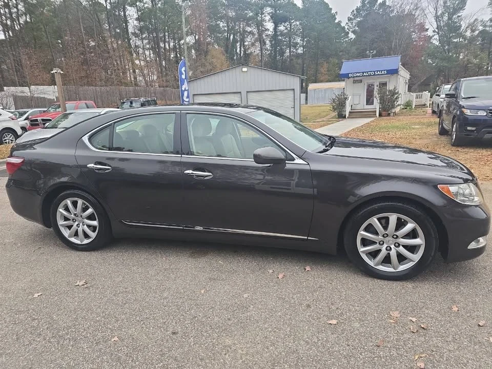 2009 Lexus LS 4th Gen - Image 7 of 20