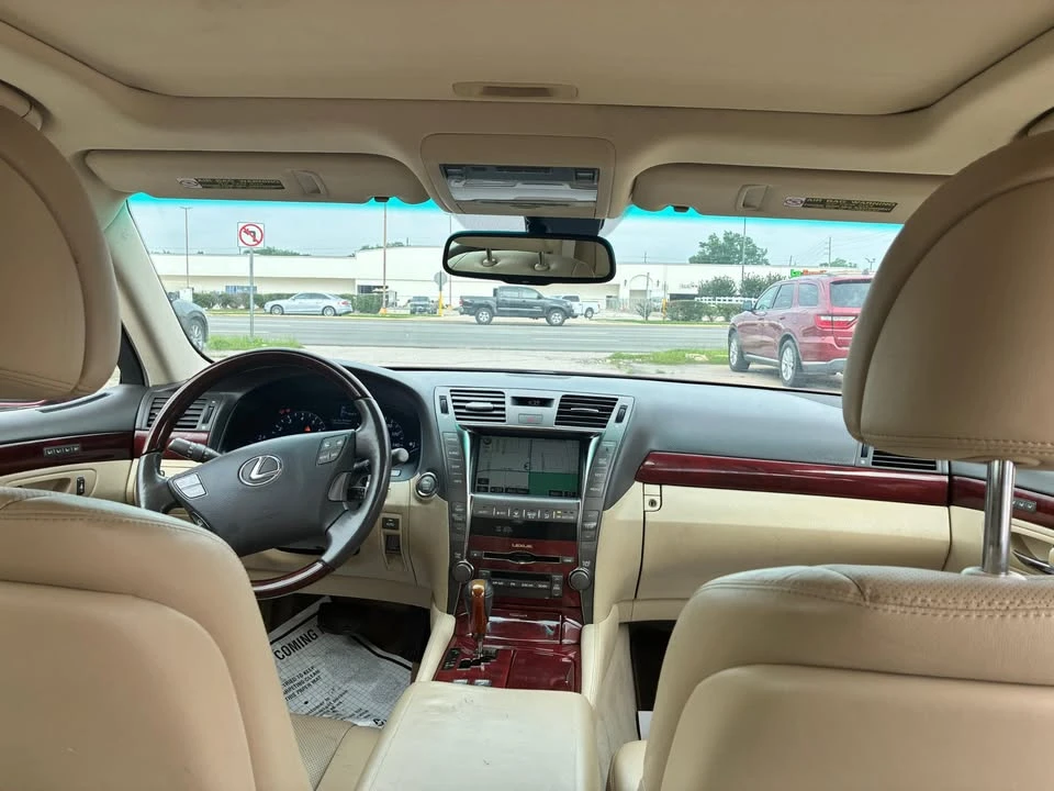 2009 Lexus LS 4th Gen - Image 13 of 16