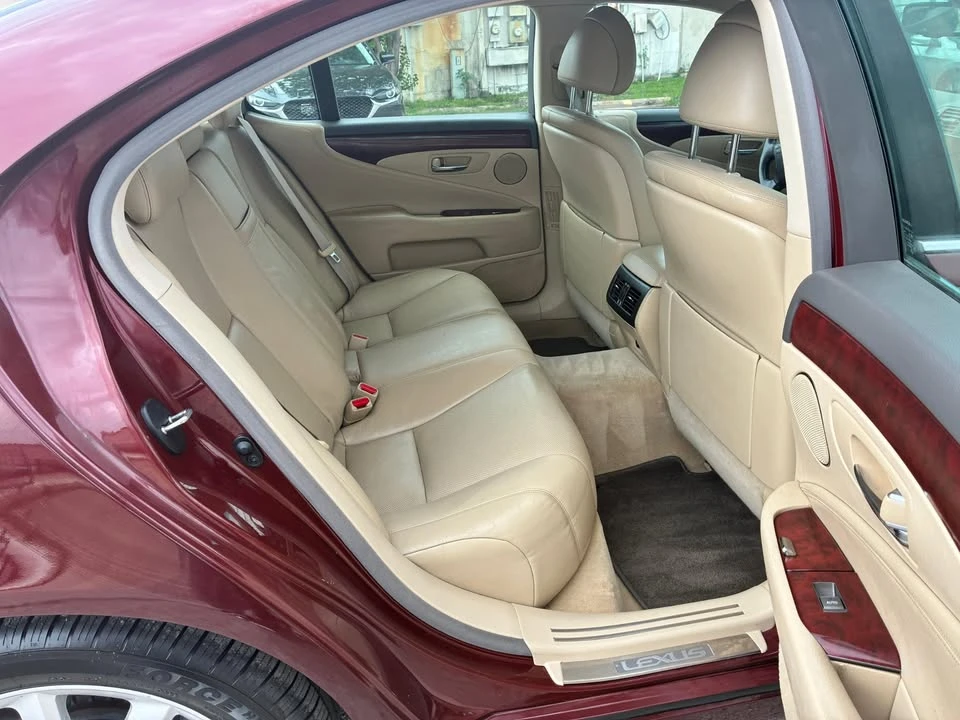 2009 Lexus LS 4th Gen - Image 3 of 16