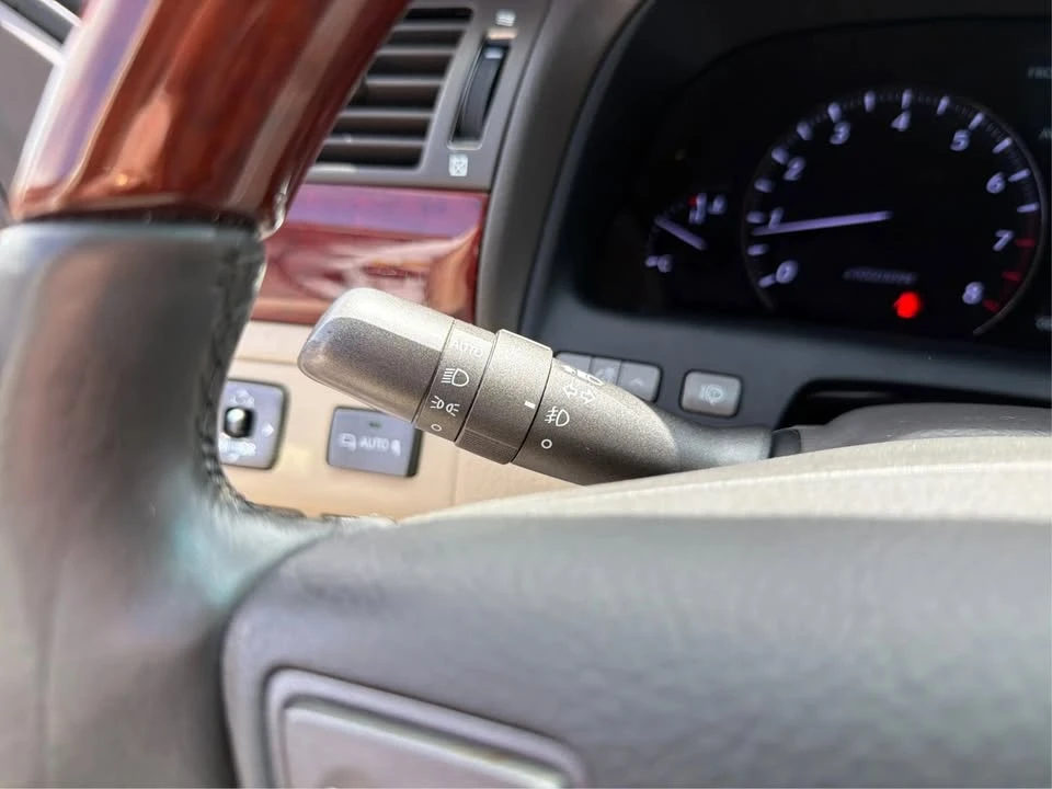2009 Lexus LS 4th Gen - Image 19 of 20