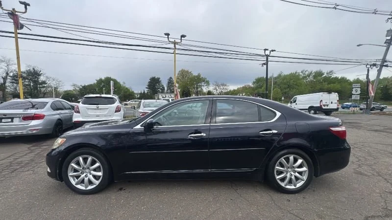 2009 Lexus LS 4th Gen - Image 8 of 20