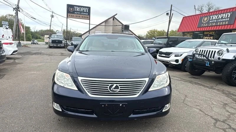 2009 Lexus LS 4th Gen - Image 2 of 20
