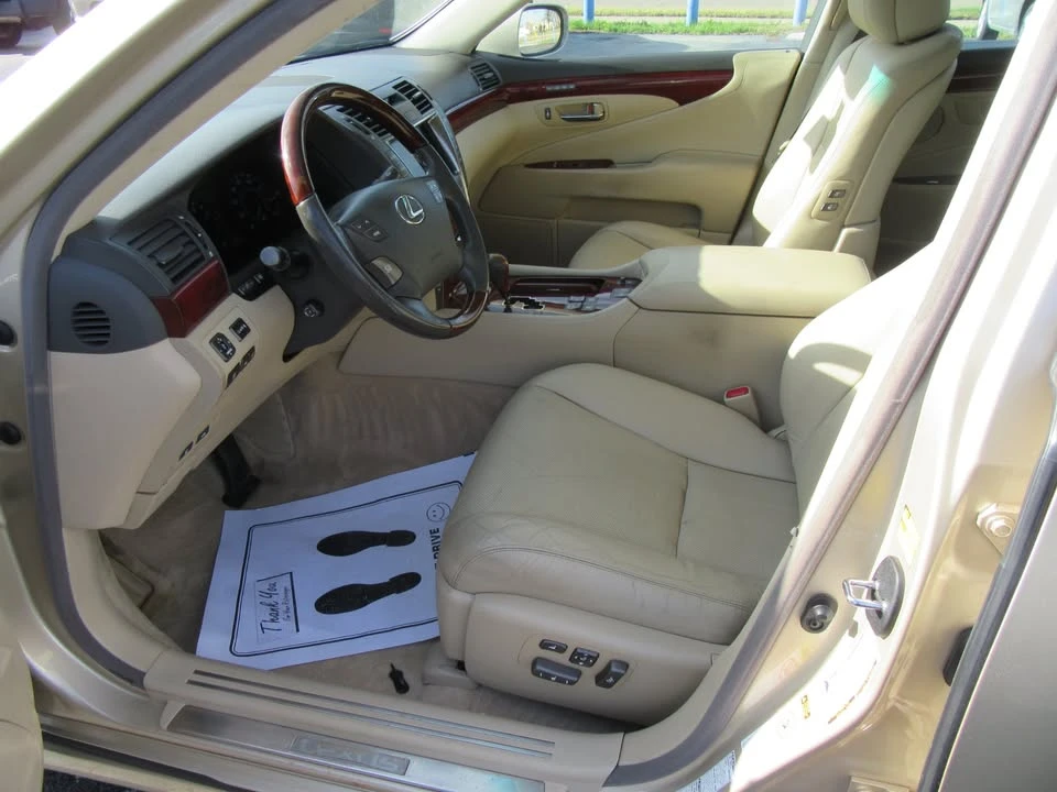 2009 Lexus LS 4th Gen - Image 2 of 20