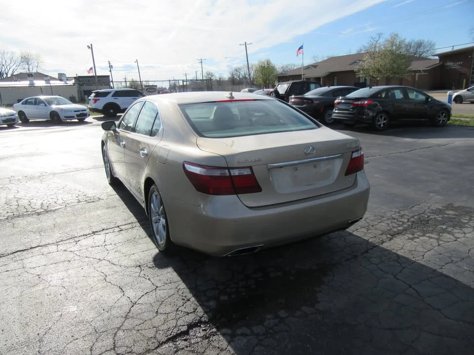 2009 Lexus LS 4th Gen - Image 11 of 20