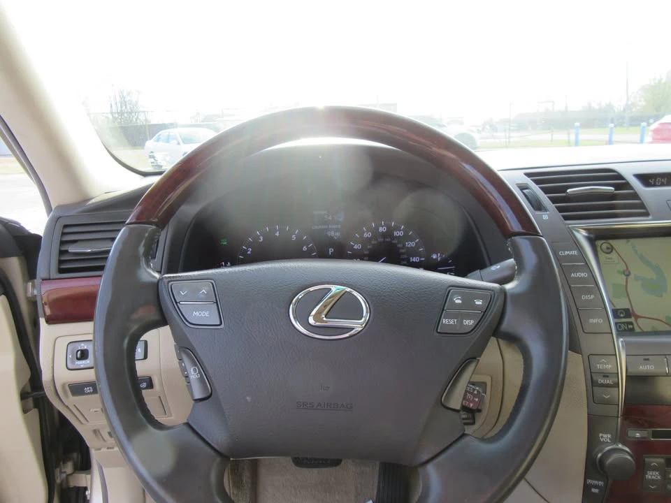 2009 Lexus LS 4th Gen - Image 17 of 20