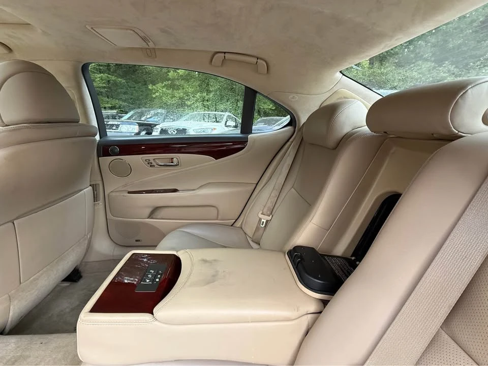 2009 Lexus LS 4th Gen - Image 8 of 9