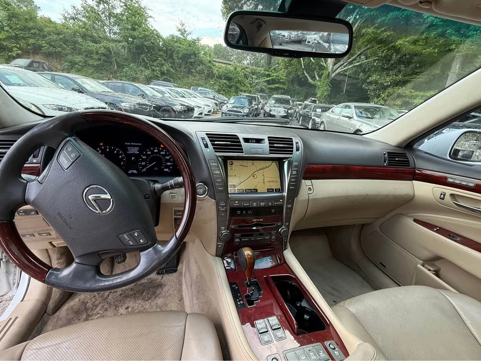 2009 Lexus LS 4th Gen - Image 6 of 9