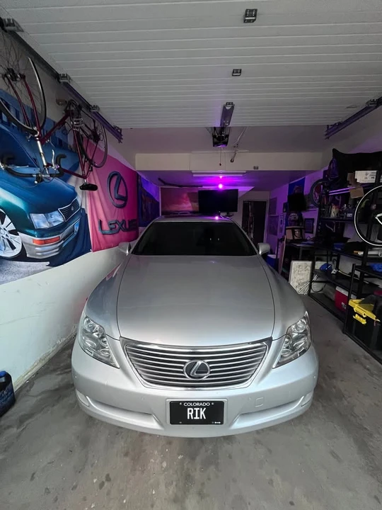2009 Lexus LS 4th Gen - Image 2 of 8