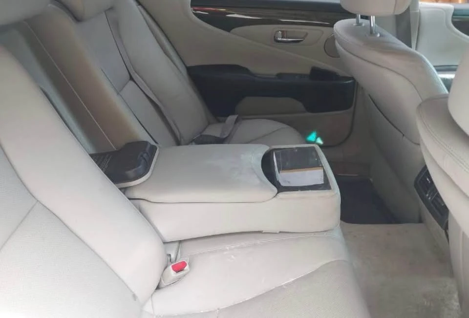 2009 Lexus LS 4th Gen - Image 8 of 10