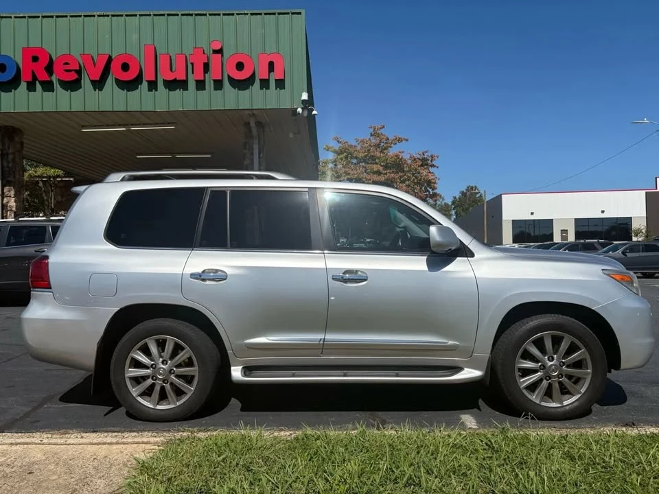 2009 Lexus LX 3rd Gen - Image 7 of 17