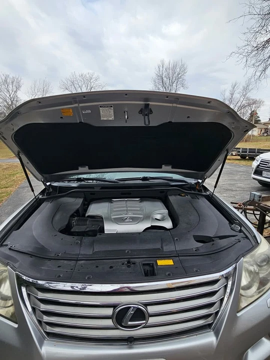 2009 Lexus LX 3rd Gen - Image 12 of 18